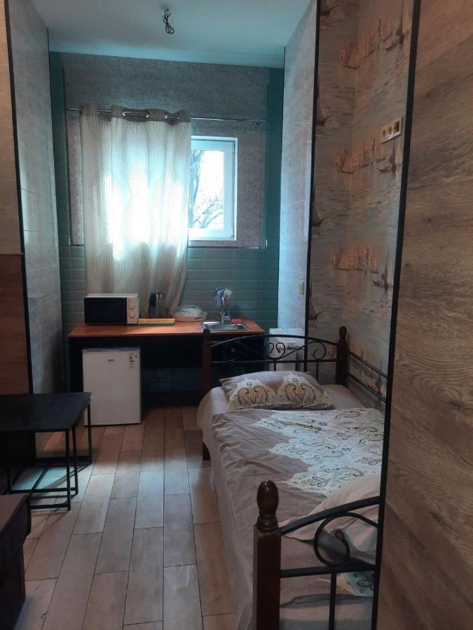 Hostel Voyage Kiev Bagian luar foto