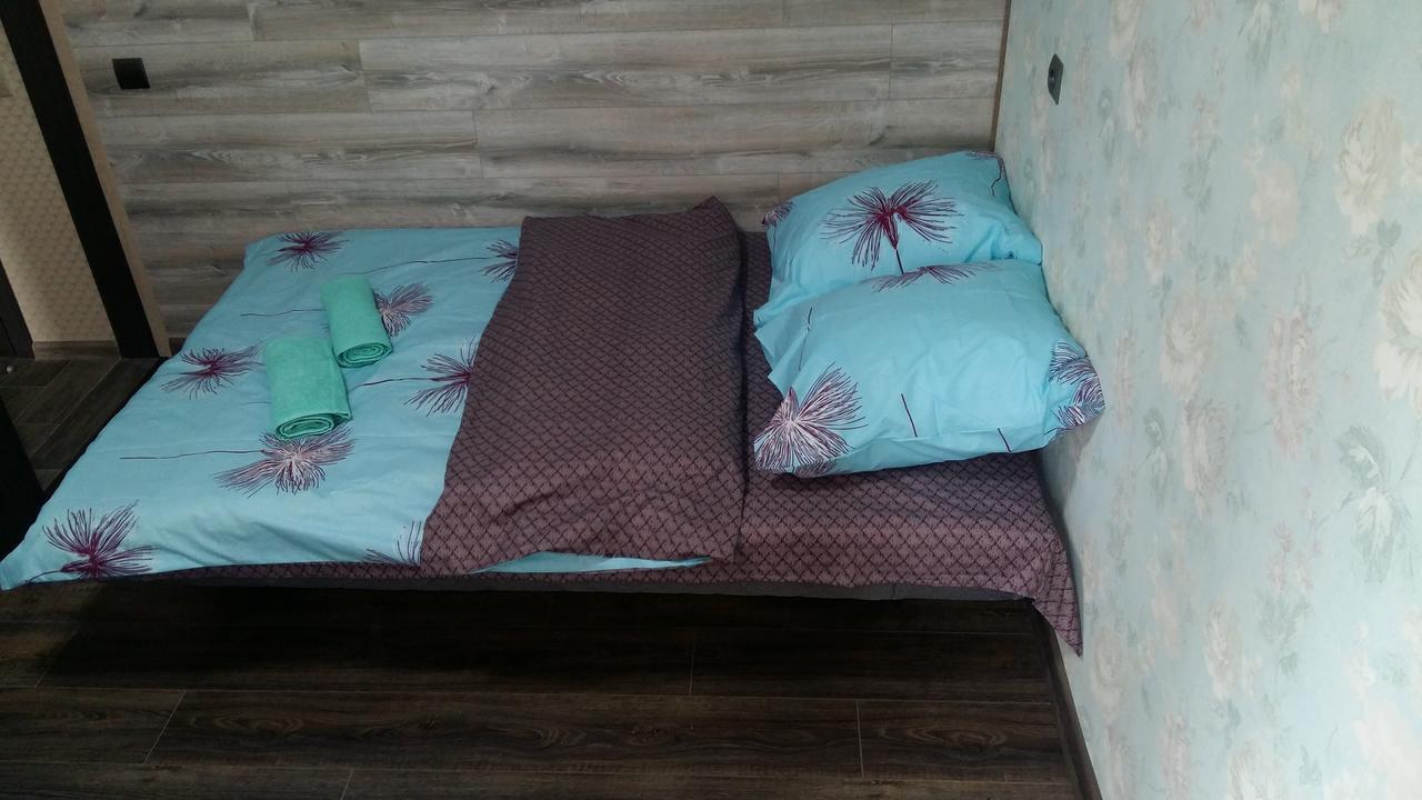 Hostel Voyage Kiev Bagian luar foto